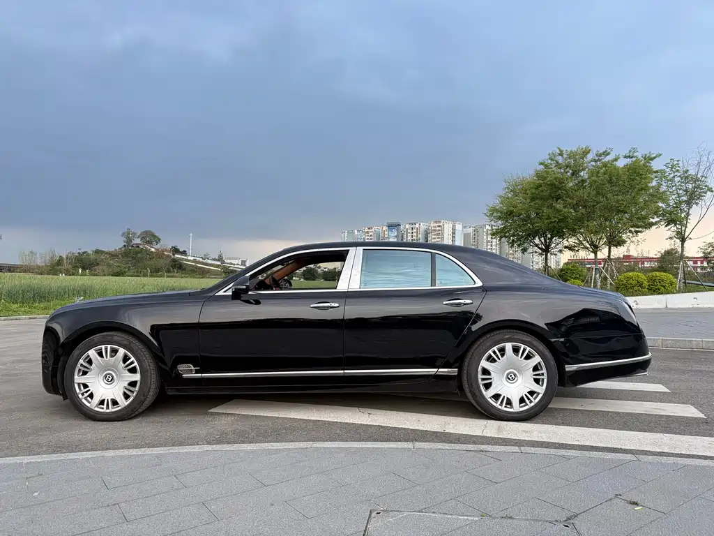 Bentley Mulsanne 2012 — фото 8