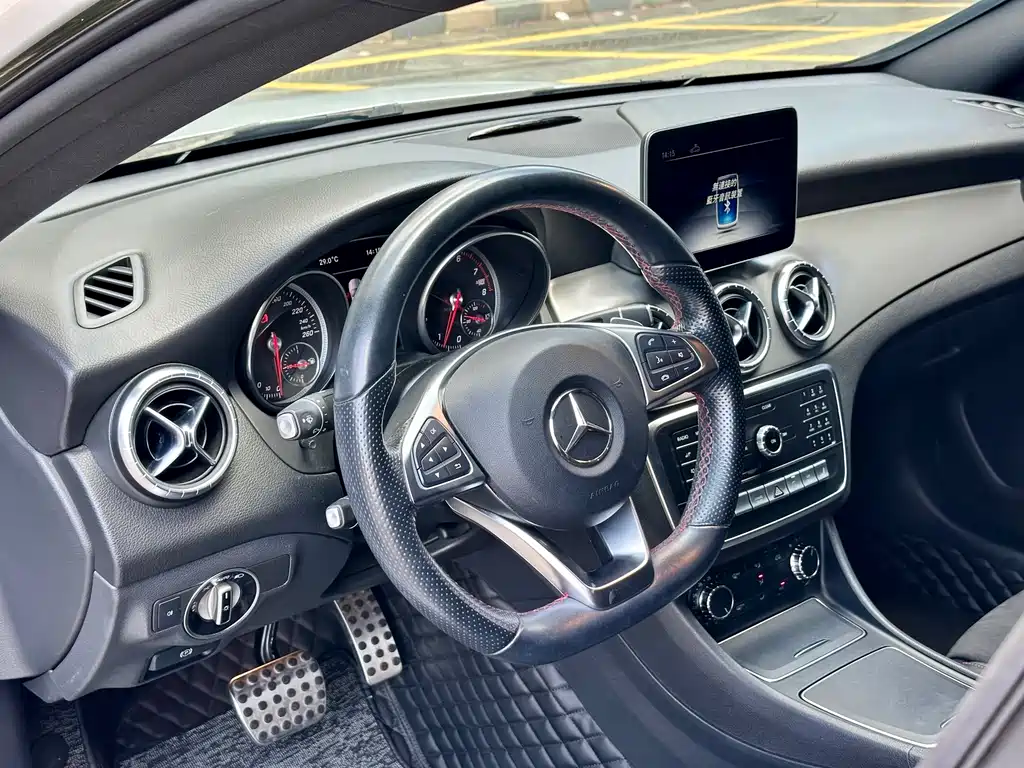 Mercedes-Benz CLA 2018 — фото 9