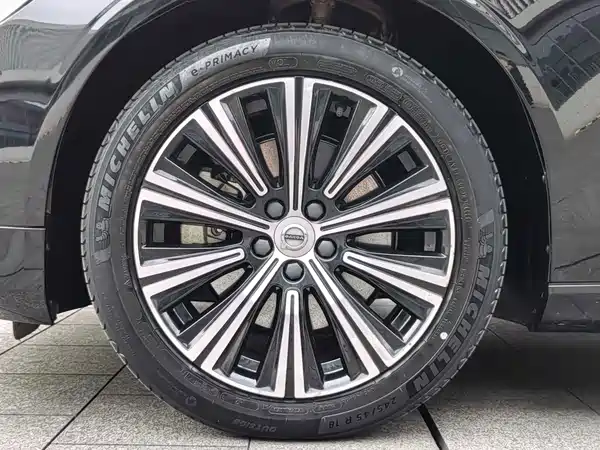 Volvo S90 2022