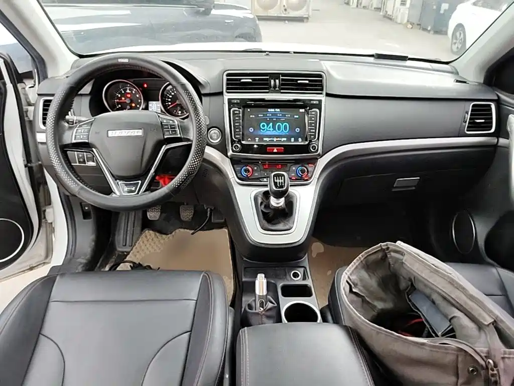 Haval M6 2018 — фото 10