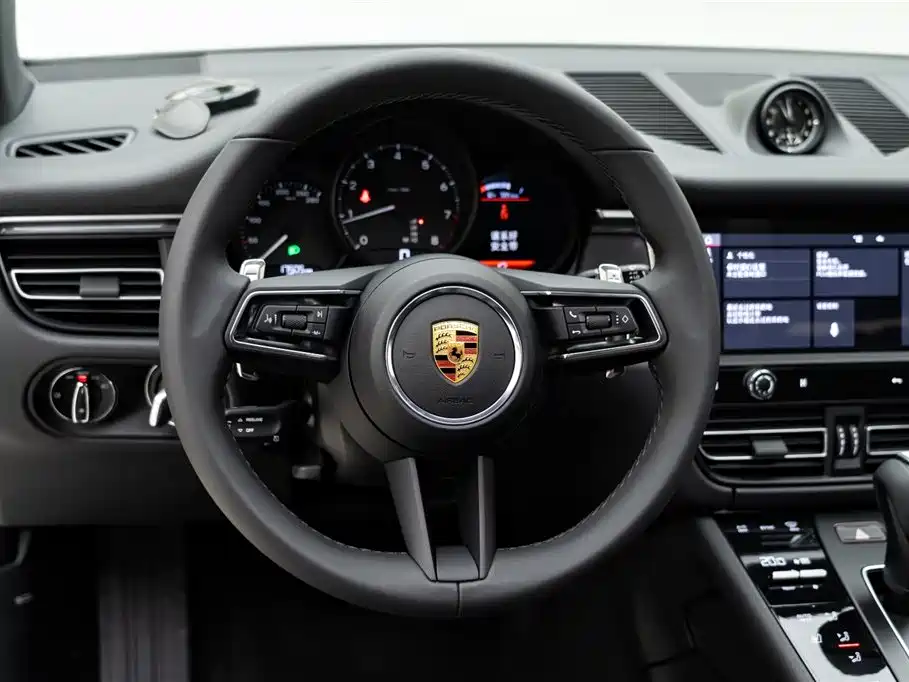 Porsche Macan 2022 — фото 11
