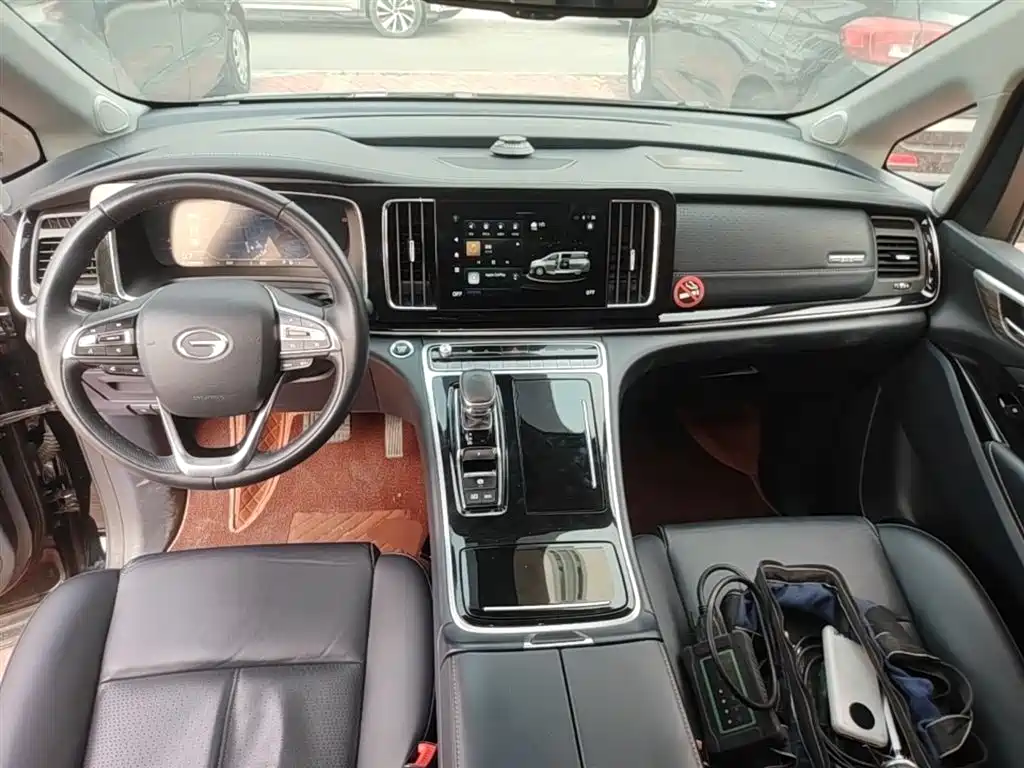 GAC Motor Trumpchi M8 2022 — фото 10