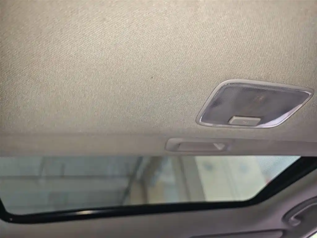 Hyundai Elantra Langdong 2015 — фото 18