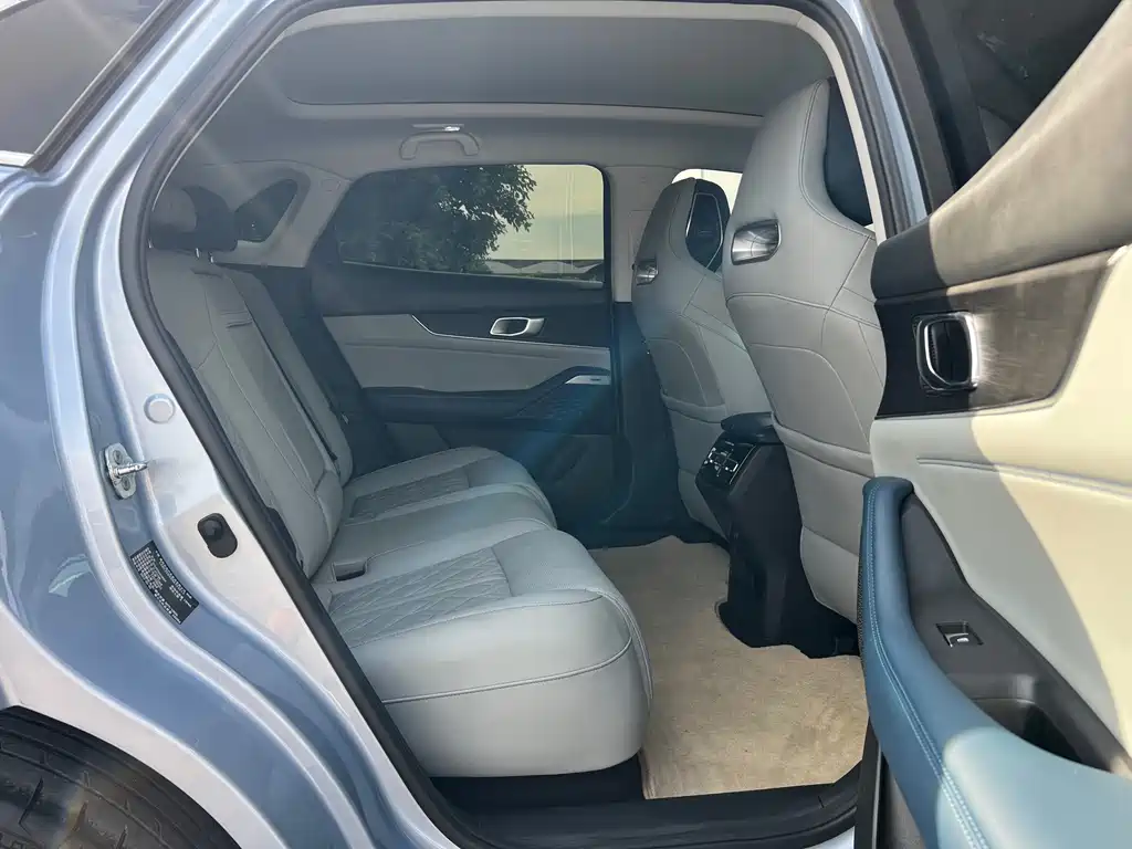 Changan UNI-K Smart Electronic Idd 2022 — фото 15