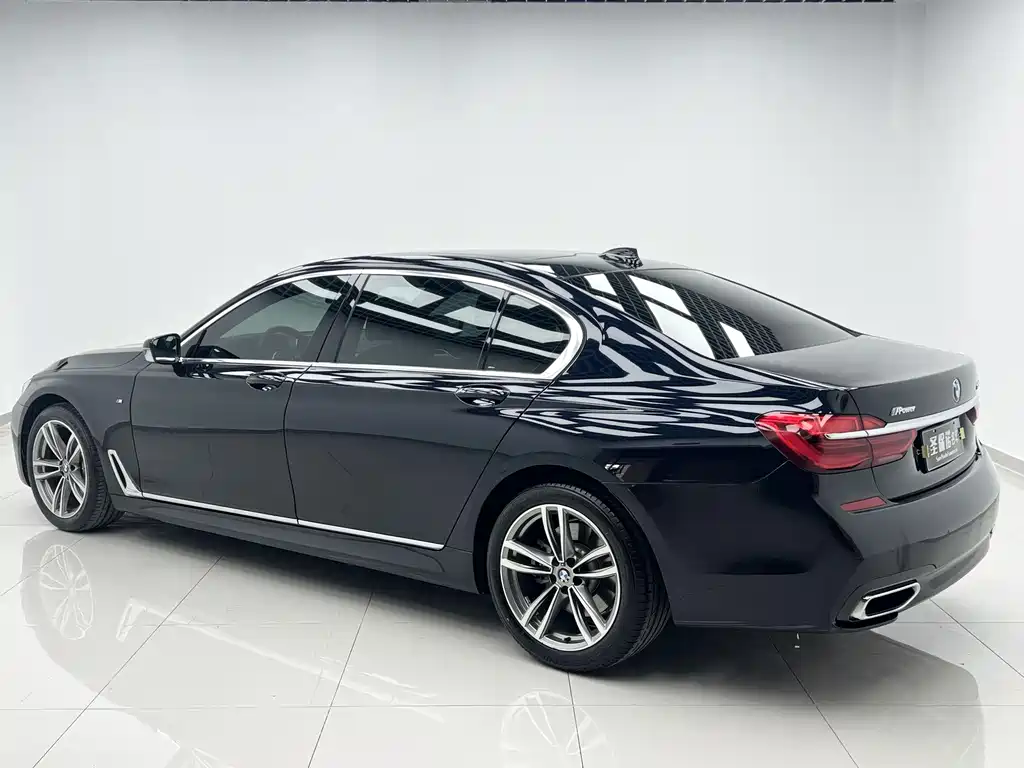 BMW 7 Series 2018 — фото 4