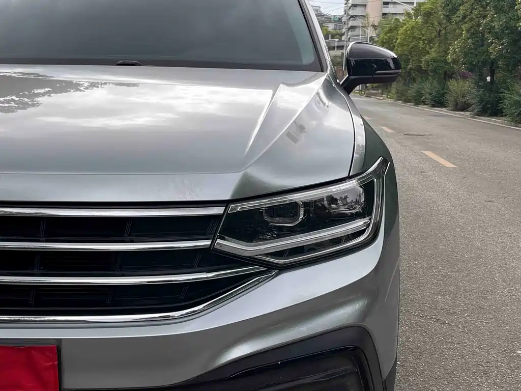 Volkswagen Tiguan L 2022 — фото 12