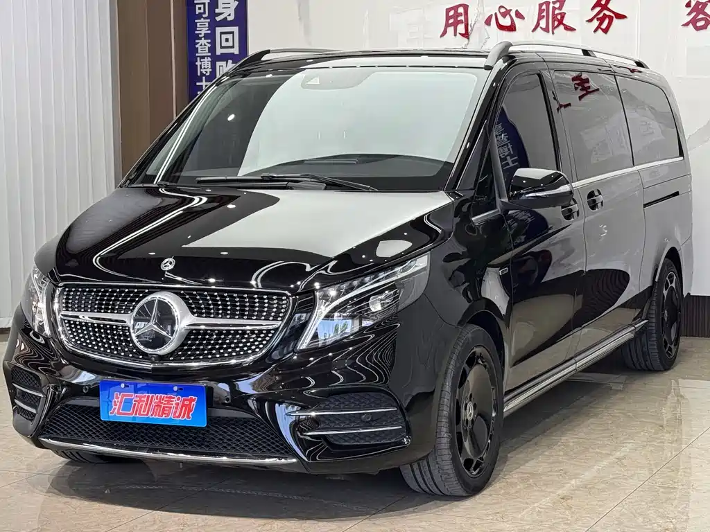 Mercedes-Benz V-Class 2023 — фото 2