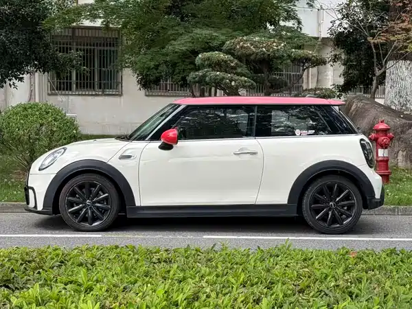 MINI 2016
