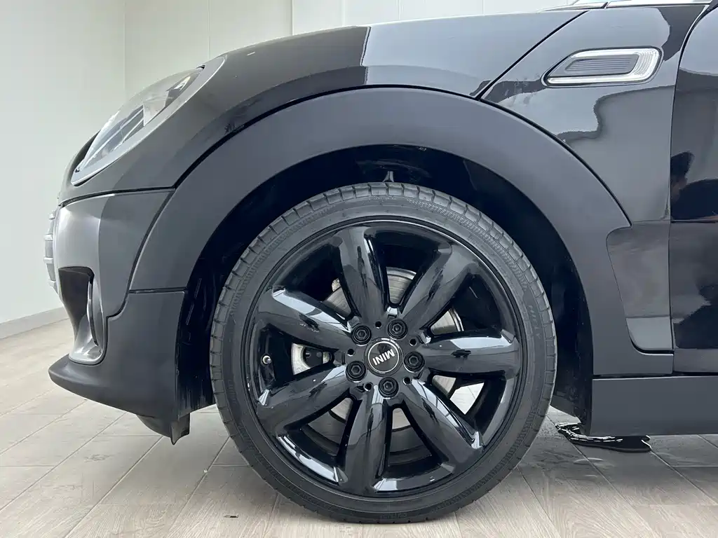 MINI Clubman 2020