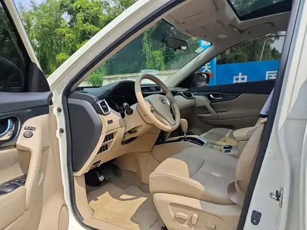 Nissan X-Trail 2014