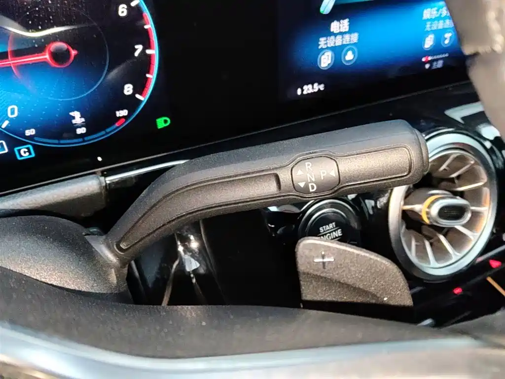 Mercedes-Benz GLA 2021 — фото 14
