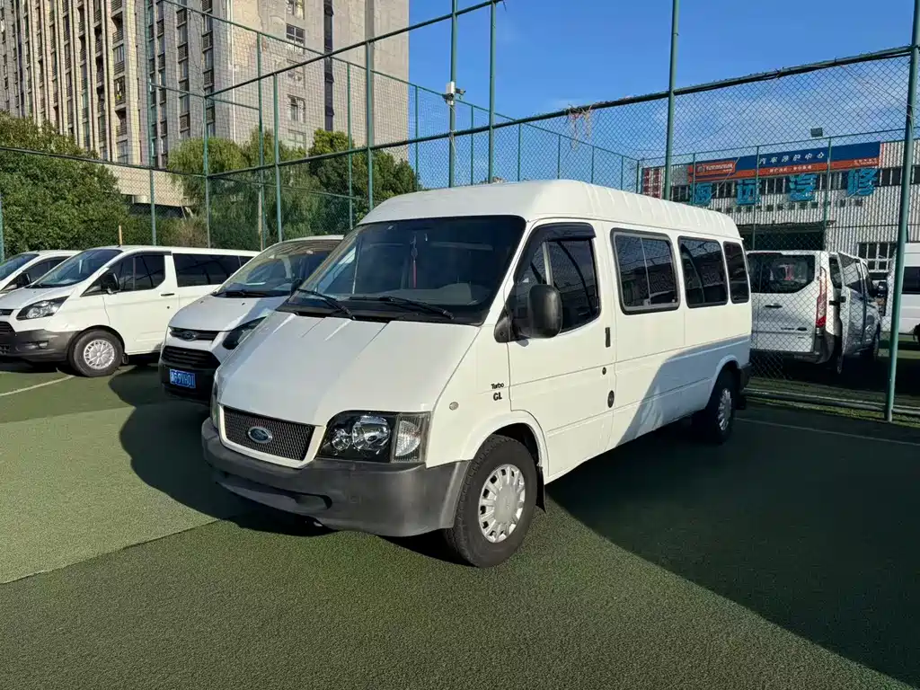 Ford Classic Transit 2016 — фото 1