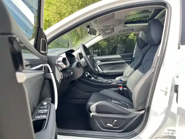 Geely Binyue 2025