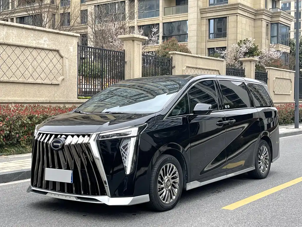 GAC Motor Trumpchi M8 2023 — фото 1