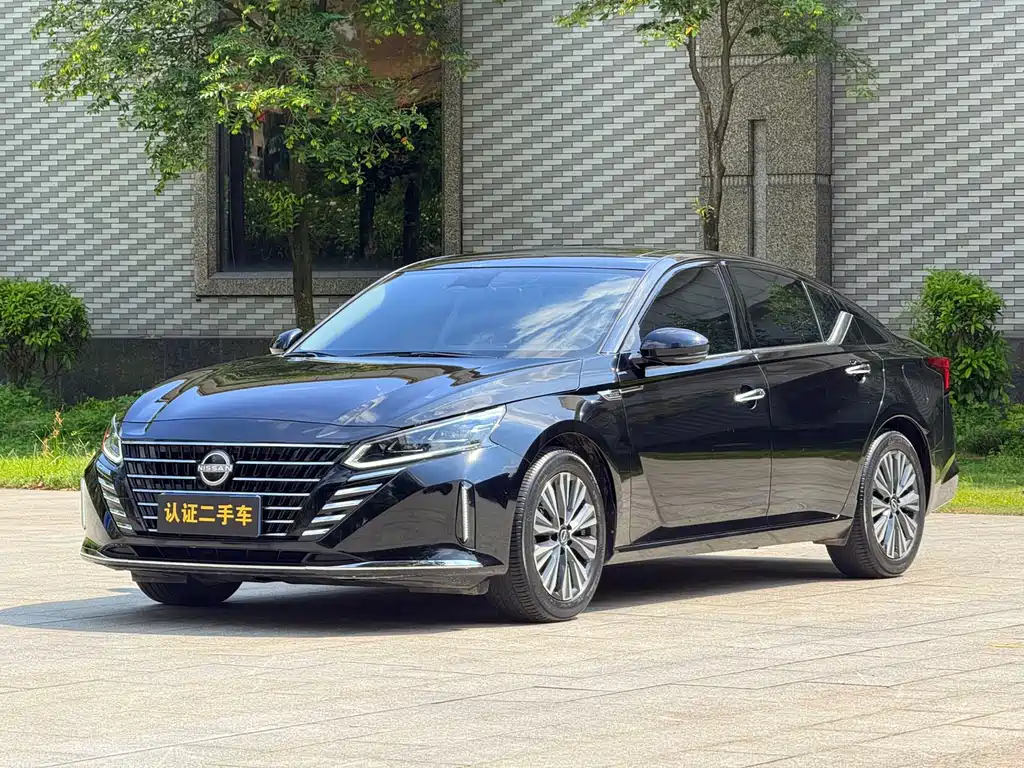 Nissan Teana 2023