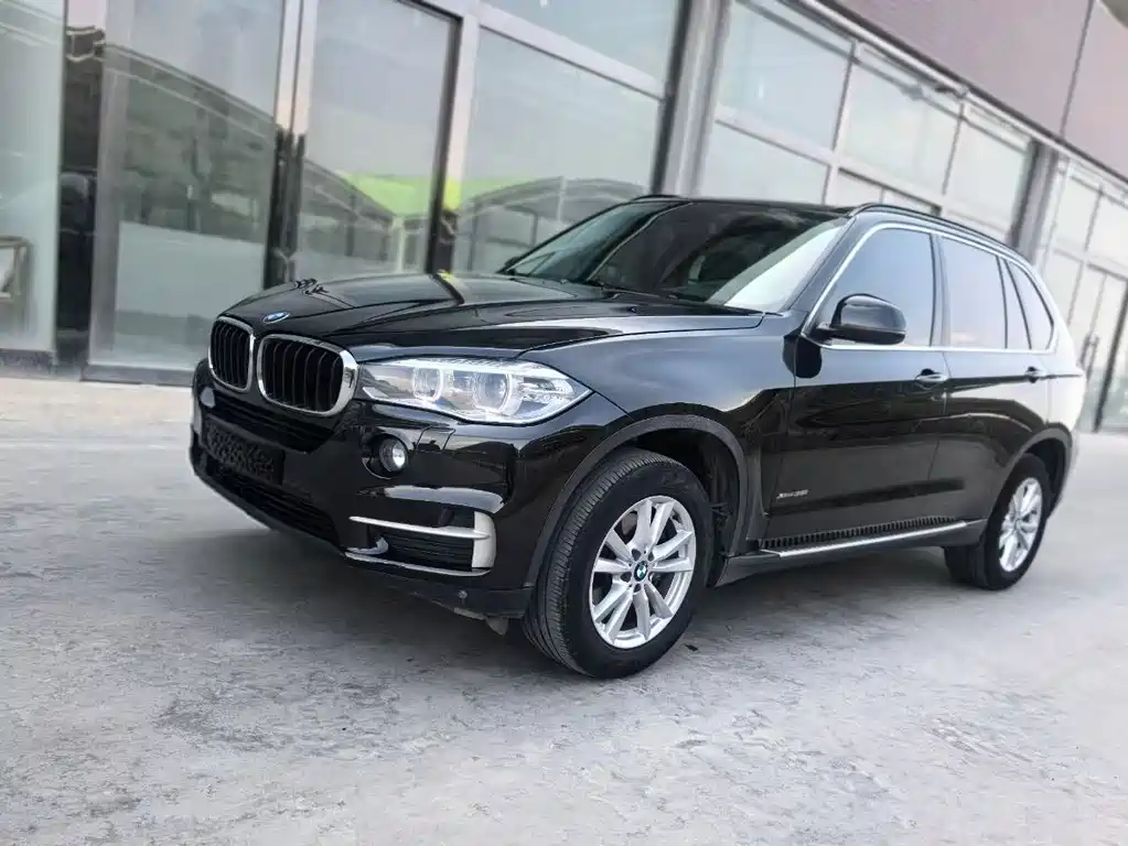 BMW X5 2016 — фото 1