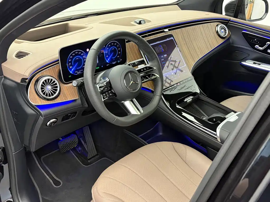 Mercedes-Benz EQE SUV 2025 — фото 10