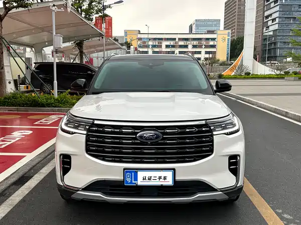 Ford Explorer 2023
