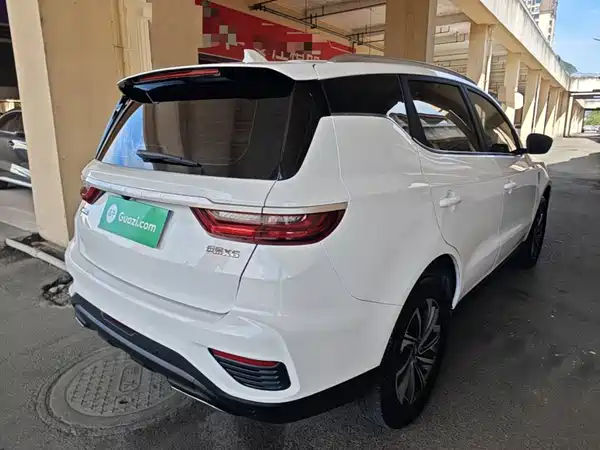Geely Vision X6 2021