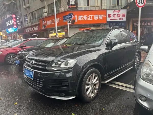 Volkswagen Touareg 2014