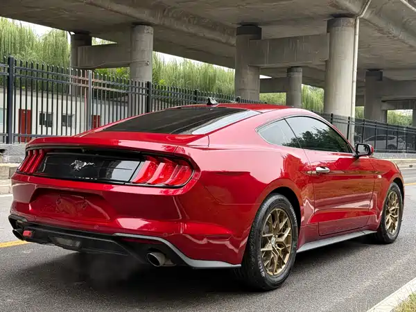 Ford Mustang 2021