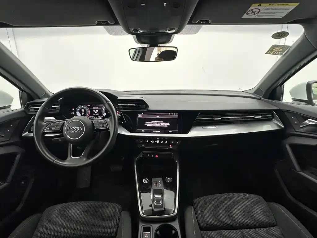 Audi A3 2022 — фото 10