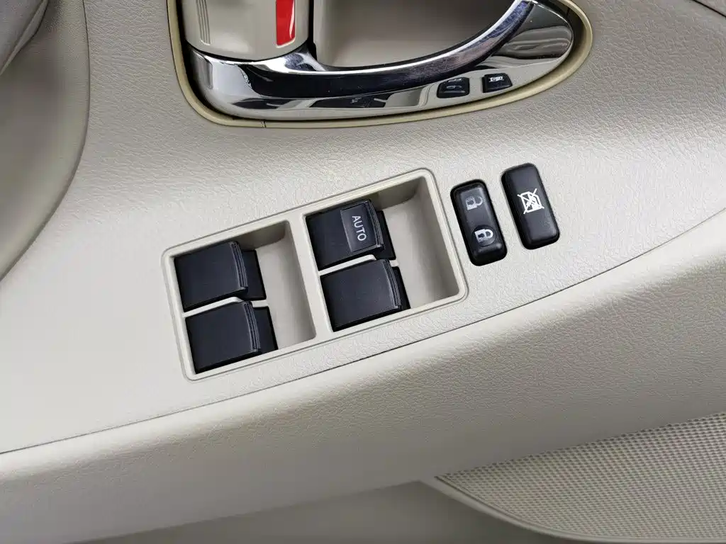 Toyota Camry 2011 — фото 9