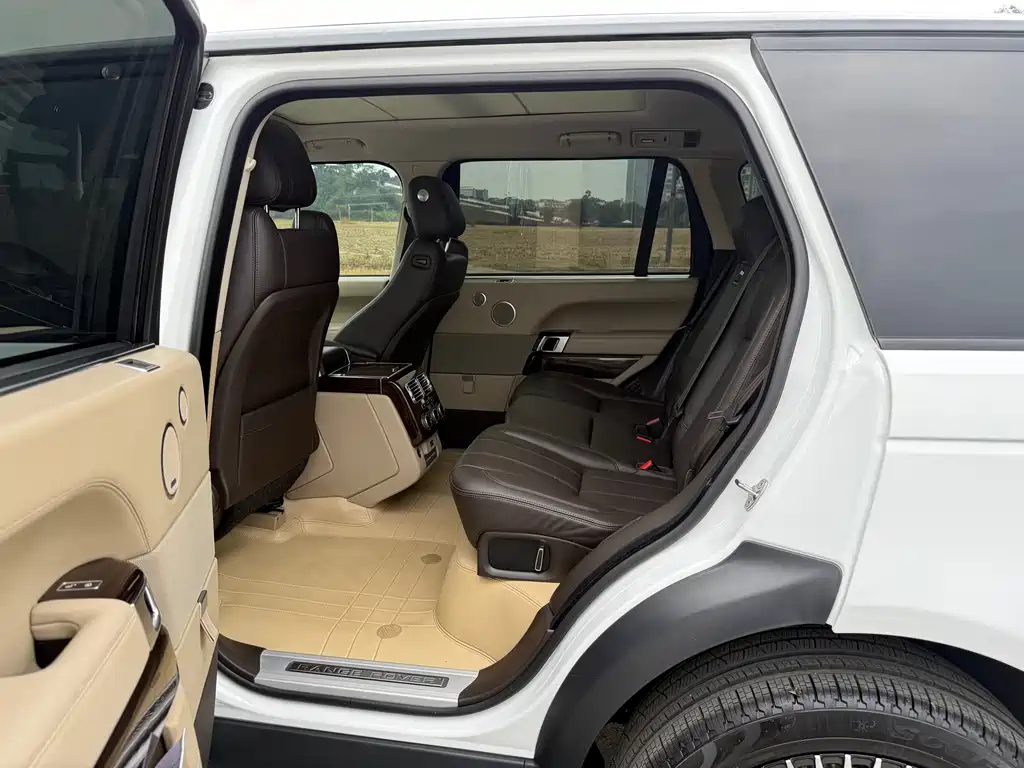 Land Rover Range Rover 2018 — фото 18