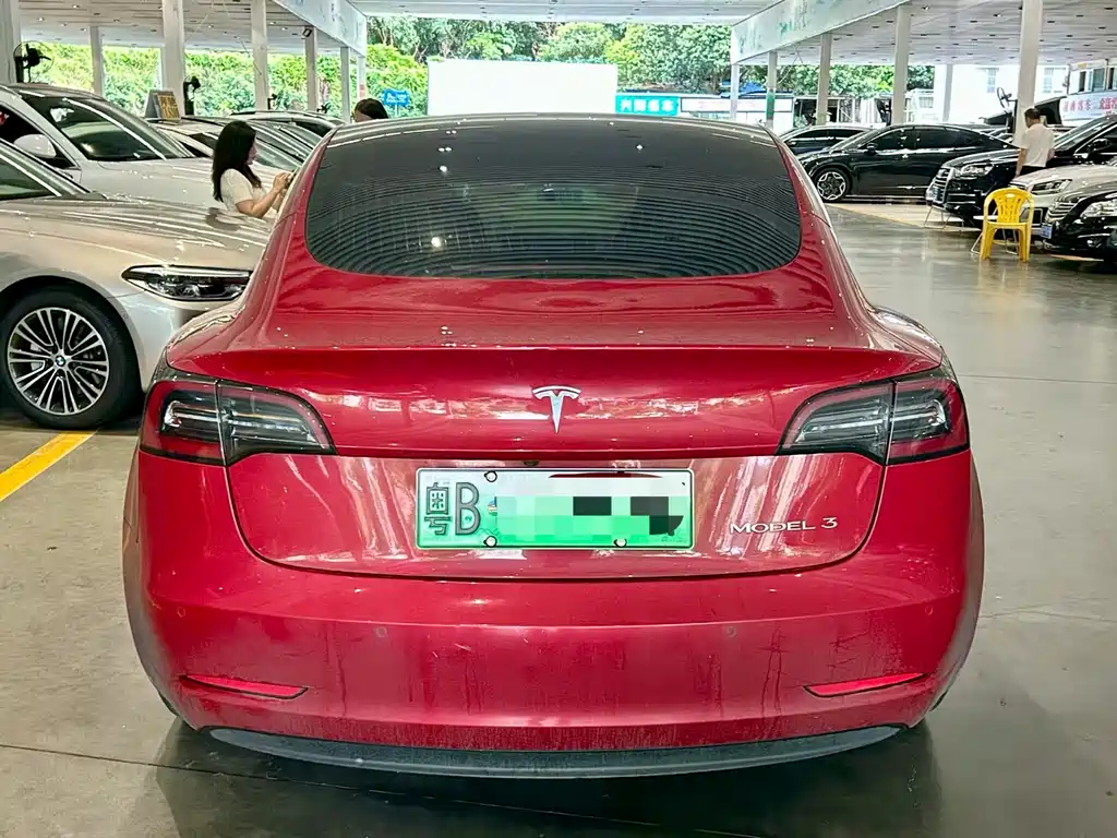 Tesla Model 3 2020 — фото 9