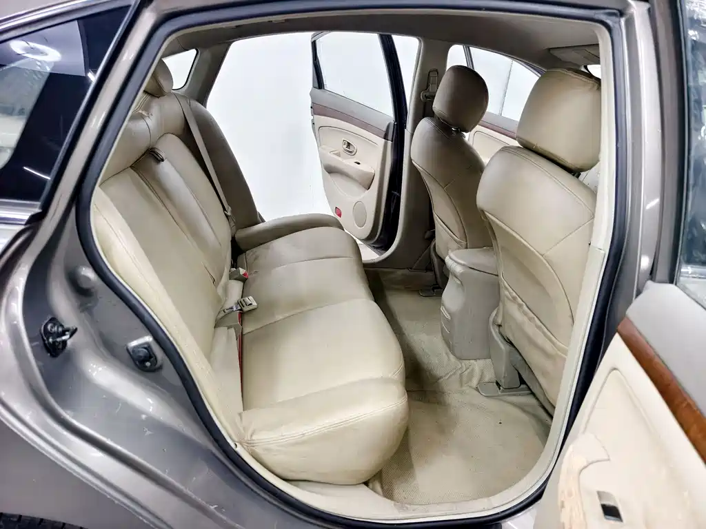 Nissan Sylphy 2012 — фото 15