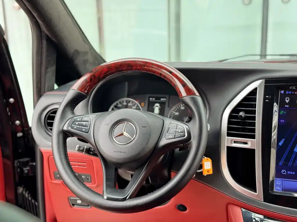 Mercedes-Benz Vito 2018 — фото 14