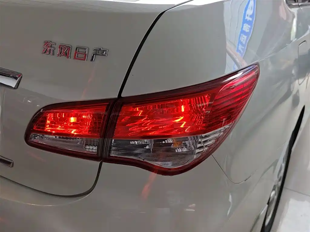 Nissan Sylphy 2015 — фото 8