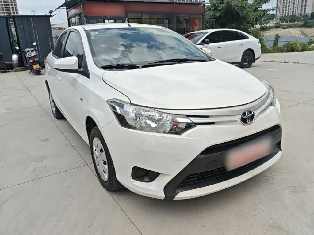 Toyota Vios 2015