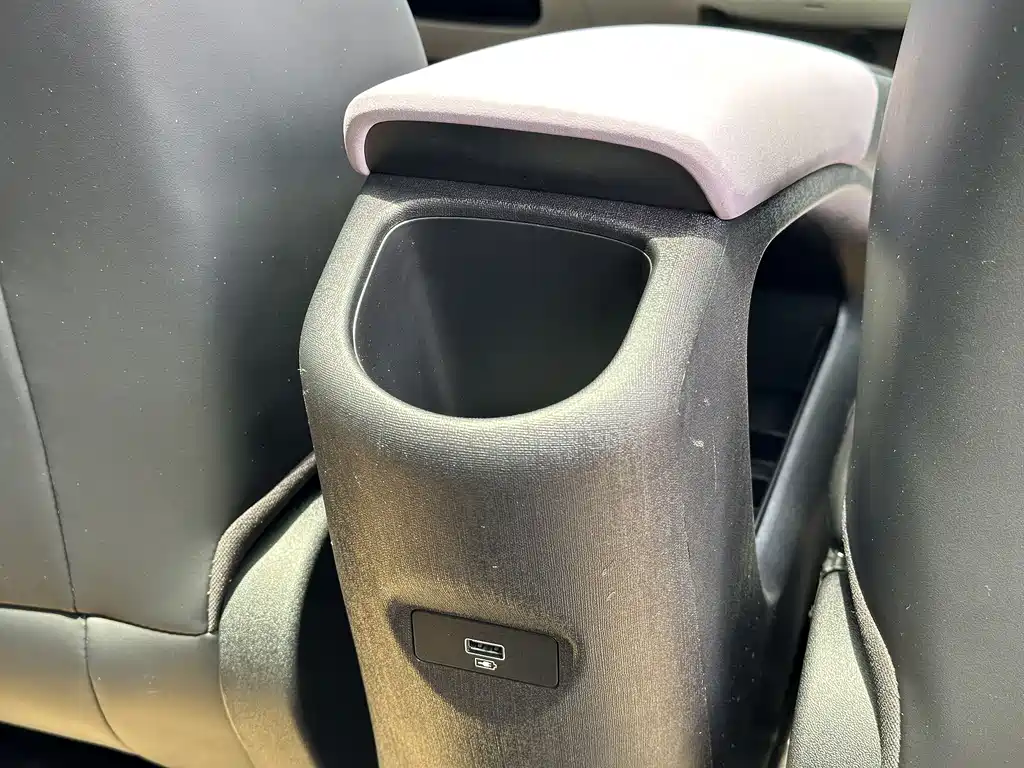BYD Dolphin 2023 — фото 27