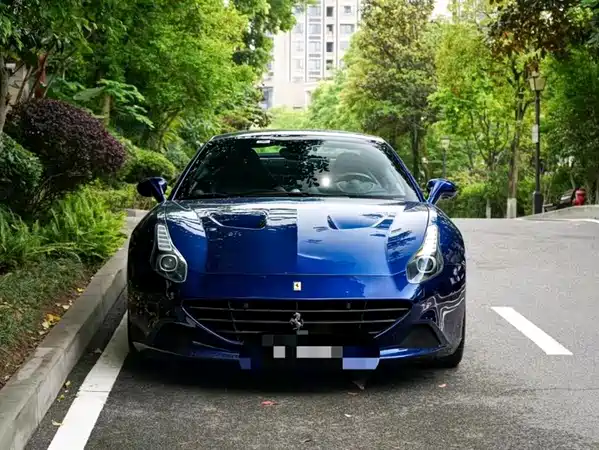 Ferrari California T 2015