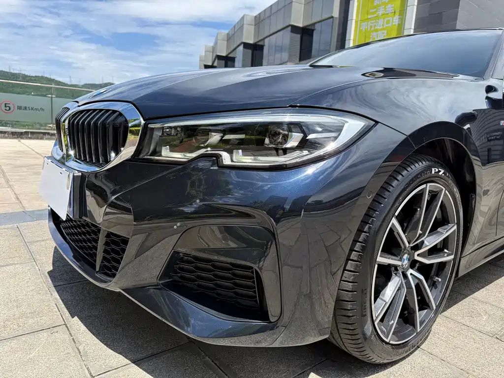 BMW 3 Series 2021 — фото 13