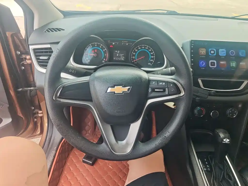Chevrolet Cavalier 2017 — фото 11