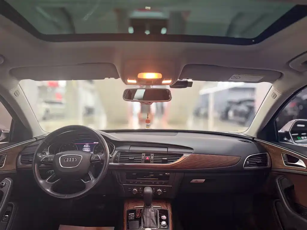 Audi A6L 2016