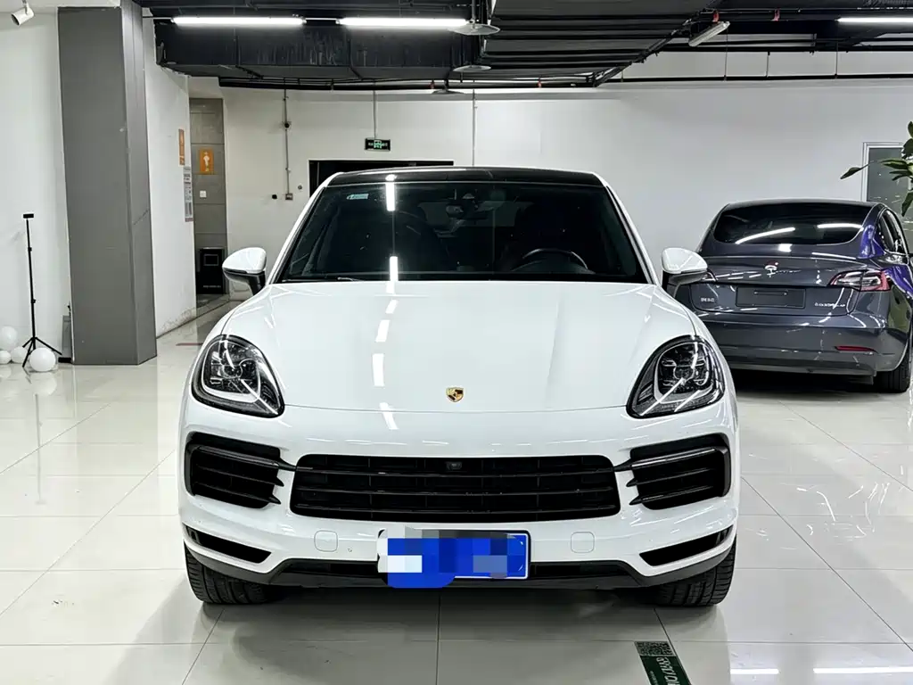 Porsche Cayenne 2021 — фото 2