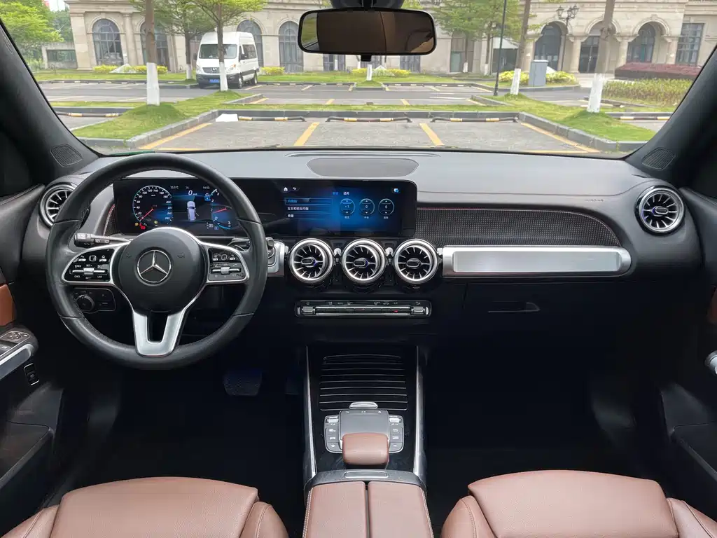 Mercedes-Benz GLB 2022 — фото 19