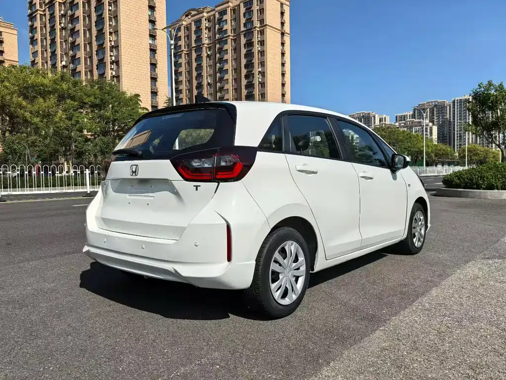 Honda Fit 2023 — фото 4