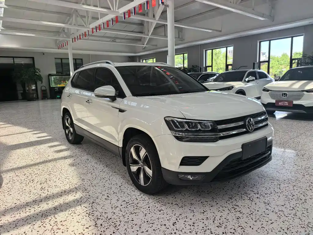 Volkswagen Tharu 2023