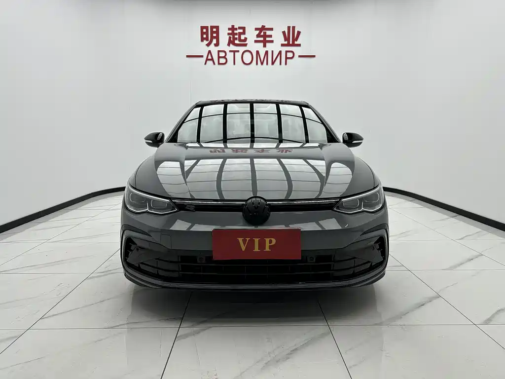 Volkswagen Golf 2023