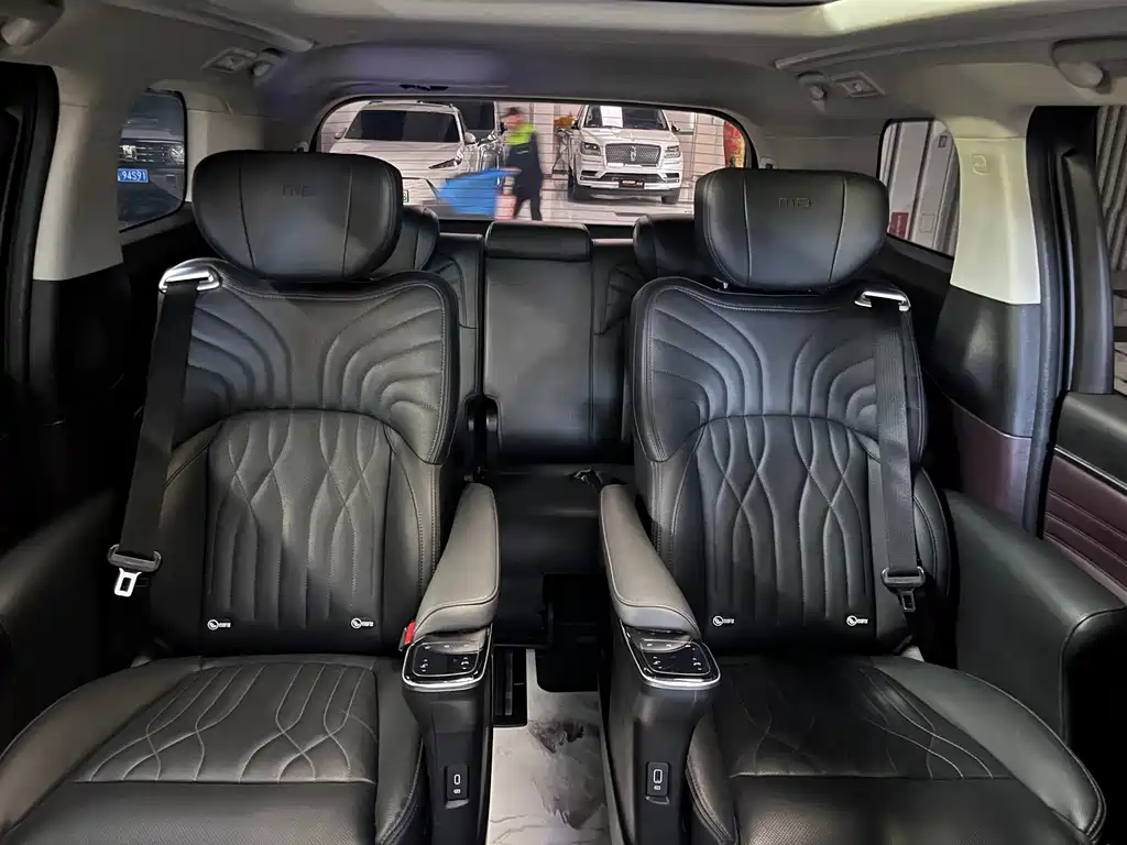 GAC Motor Trumpchi M8 2024 — фото 20