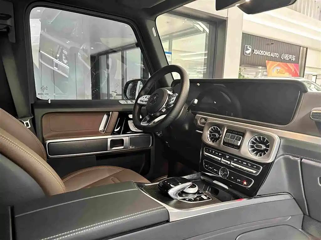 Mercedes-Benz G-Class 2024 — фото 28