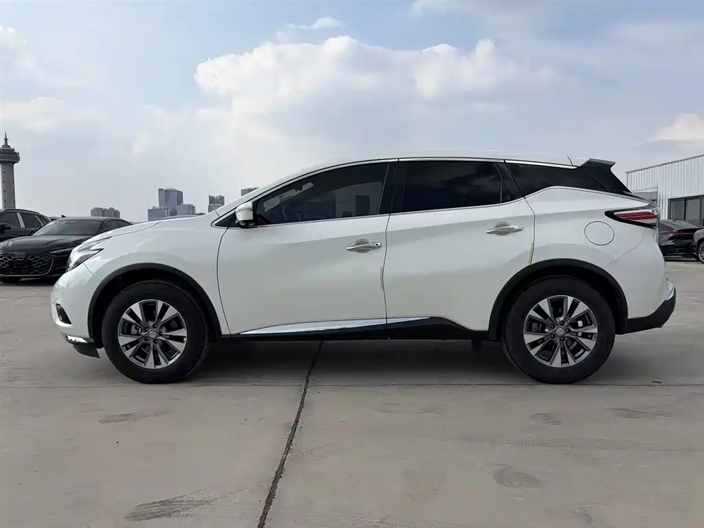 Nissan Murano 2022 — фото 4