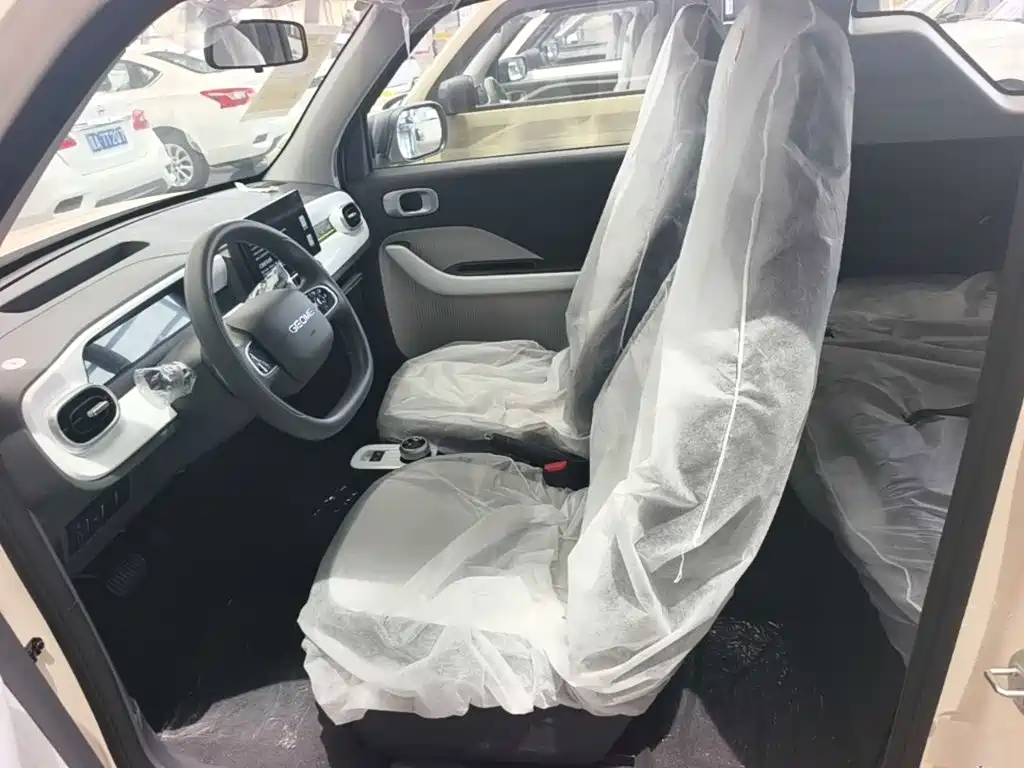 Geely Galaxy Panda 2026 — фото 15