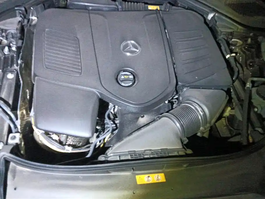 Mercedes-Benz E-Class 2025 — фото 10