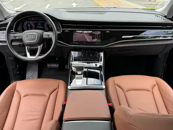 Audi Q8 2020