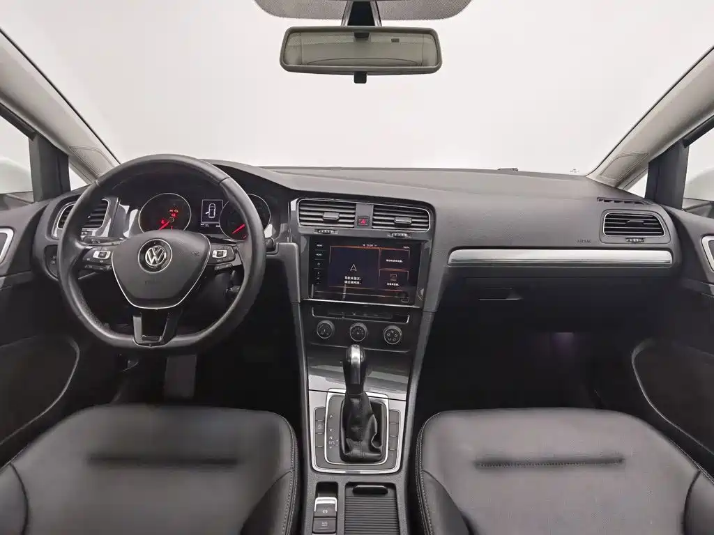 Volkswagen Golf 2020